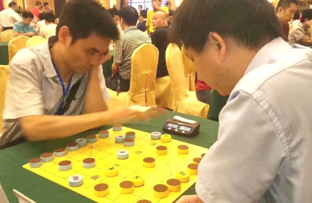 东莞象棋大赛精彩纷呈，谁将夺得桂冠？-第3张图片-www.211178.com_果博福布斯